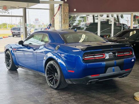 Used 2022 Dodge Challenger SRT Hellcat RWD image 15