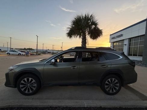 Used 2023 Subaru Outback Touring XT AWD/4WD image 8