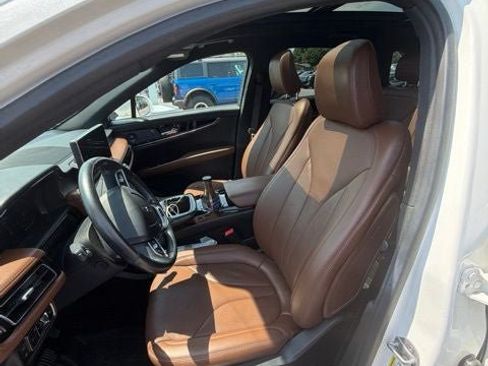 Used 2023 Lincoln Nautilus Reserve FWD image 14