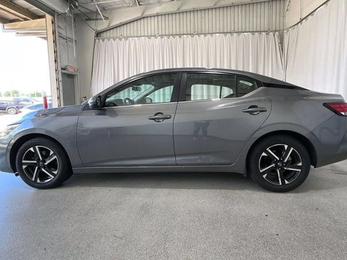 Used 2024 Nissan Sentra SV FWD image 26