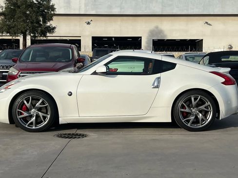 Used 2013 Nissan 370Z Touring w/ Sport Pkg image 5