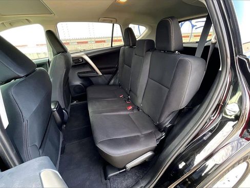 Used 2013 Toyota RAV4 XLE image 26