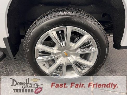 New 2026 Chevrolet Silverado 1500 High Country w/ High Country Premium Package image 25