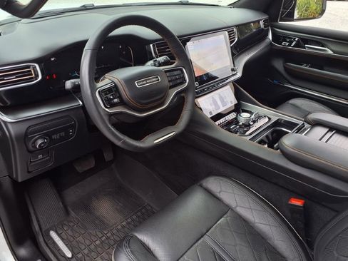 Used 2024 Jeep Grand Wagoneer Series III w/ Rear Seat Video Group 1 image 27