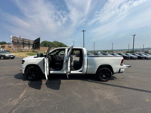 Used 2023 RAM 1500 Big Horn AWD/4WD image 44