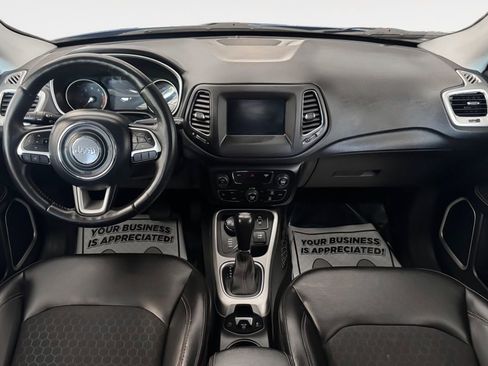 Used 2019 Jeep Compass Latitude w/ Popular Equipment Group AWD/4WD image 16