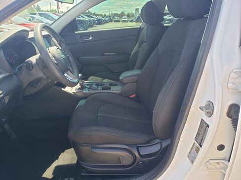 Used 2019 Kia Optima LX FWD image 10