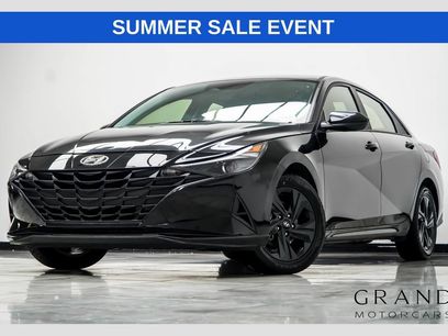 Used 2022 Hyundai Elantra SEL w/ Cargo Package