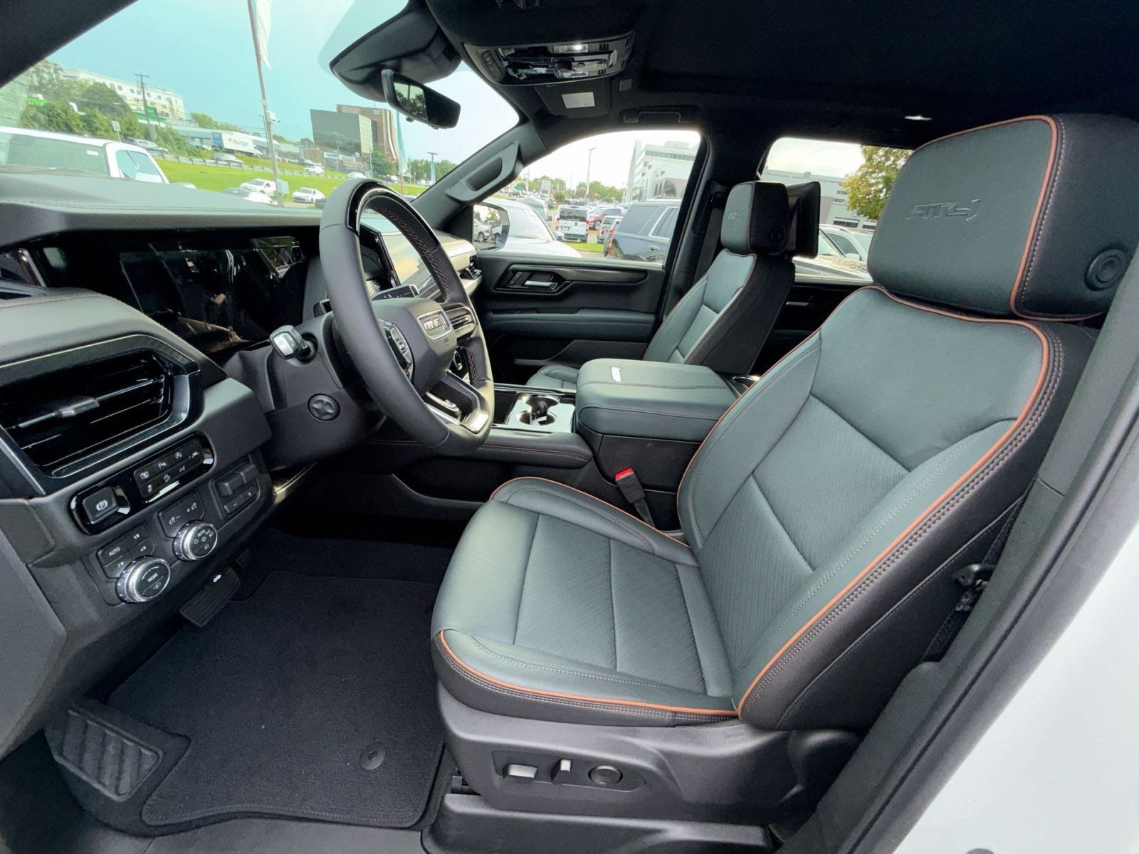 New 2026 GMC Yukon AT4 w/ AT4 Premium Plus Package AWD/4WD image 13