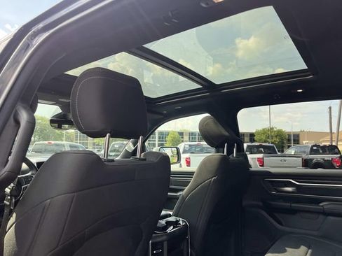Used 2019 RAM 1500 Big Horn AWD/4WD image 15