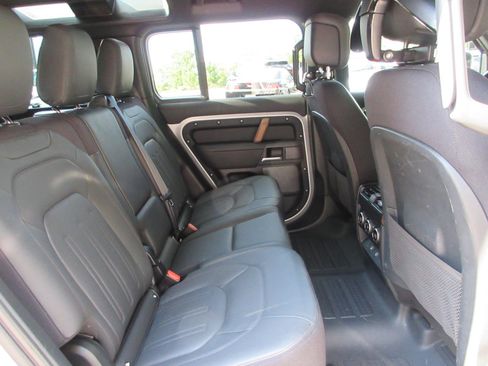 Used 2023 Land Rover Defender 110 X AWD/4WD image 27