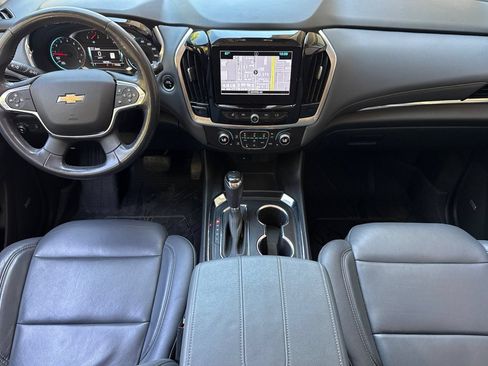 Used 2018 Chevrolet Traverse LT w/ LPO, Floor Liner Package AWD/4WD image 16