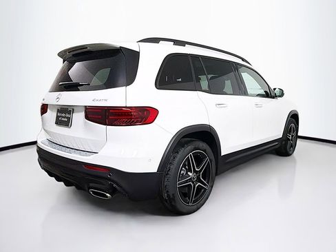 New 2026 Mercedes-Benz GLB 250 4MATIC image 7