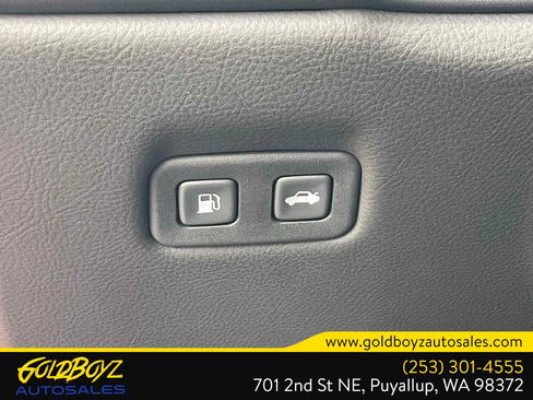 Used 2009 Chevrolet Corvette Coupe w/ Preferred Equipment Group RWD image 26