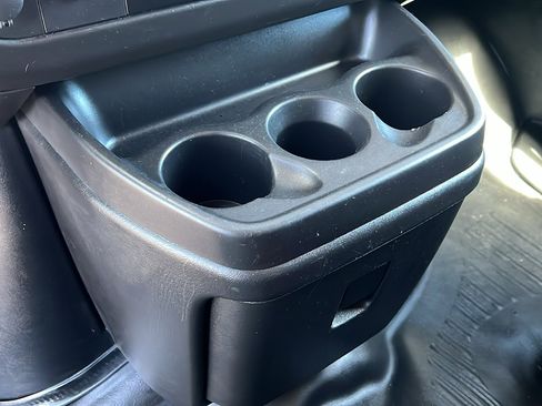 Certified 2022 Chevrolet Express 2500 w/ Driver Convenience Package image 18