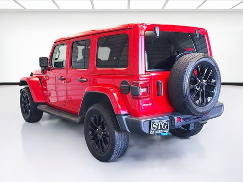 Used 2022 Jeep Wrangler Unlimited Sahara image 6