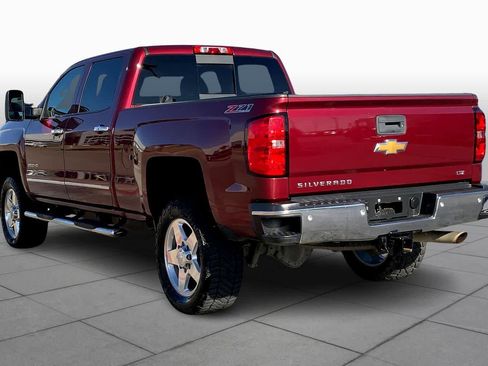 Used 2015 Chevrolet Silverado 2500 LTZ w/ LTZ Plus Package image 11