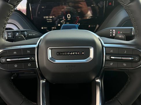 New 2026 GMC Yukon Denali w/ Denali Reserve Package AWD/4WD image 24