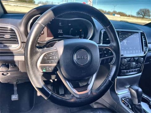 Used 2019 Jeep Grand Cherokee Limited image 17