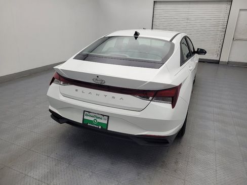 Used 2021 Hyundai Elantra SEL image 7