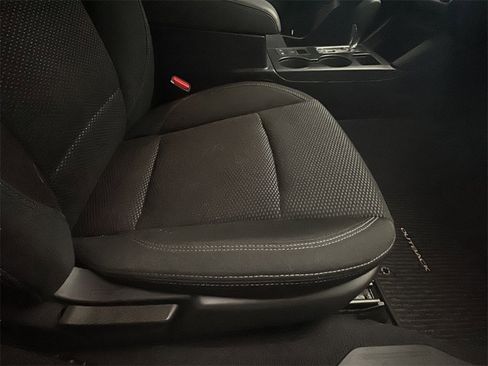 Used 2018 Subaru Outback 2.5i Premium image 15