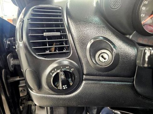 Used 2000 Porsche Boxster image 11