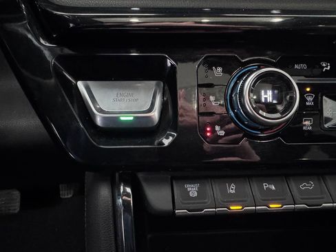 Certified 2024 GMC Sierra 2500 AT4 w/ AT4 Premium Plus Package image 23