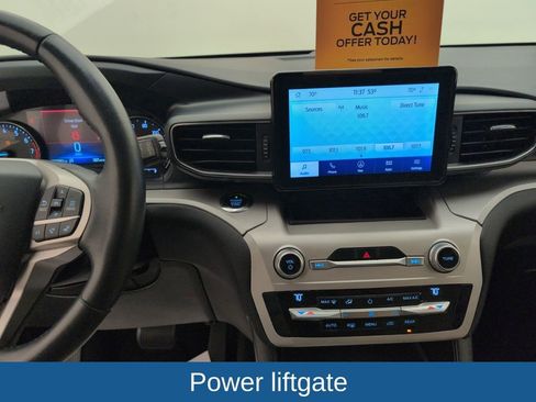 Used 2020 Ford Explorer XLT w/ Equipment Group 202A image 19
