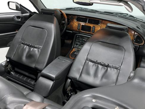 Used 2001 Jaguar XK8 Convertible RWD image 36