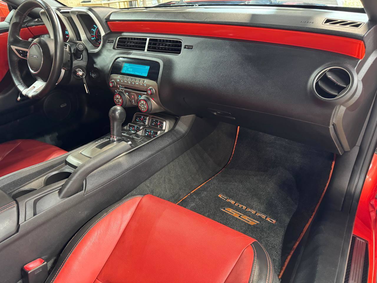 Used 2011 Chevrolet Camaro SS w/ RS Package RWD image 9