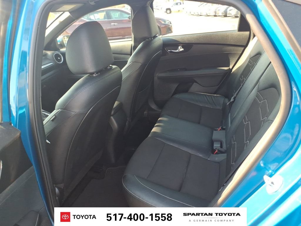 Used 2023 Kia Forte GT-Line FWD image 11