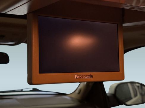 Used 2013 GMC Yukon Denali image 30