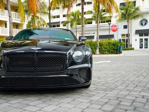Used 2020 Bentley Continental GT V8 image 8
