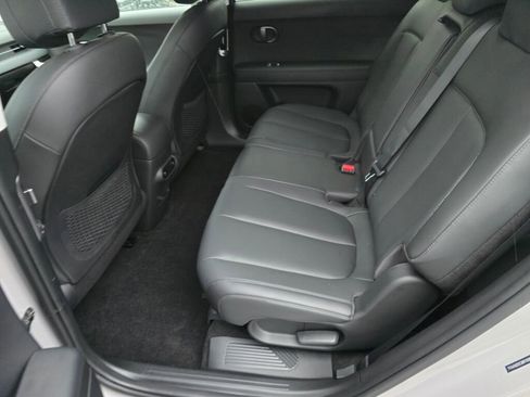 New 2025 Hyundai Ioniq 5 SEL image 16