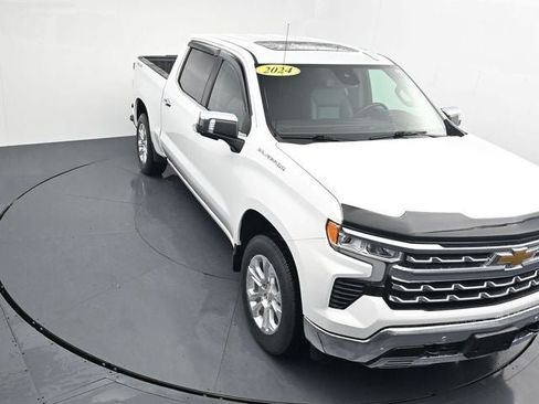 Used 2024 Chevrolet Silverado 1500 LTZ w/ LTZ Convenience Package II AWD/4WD image 23