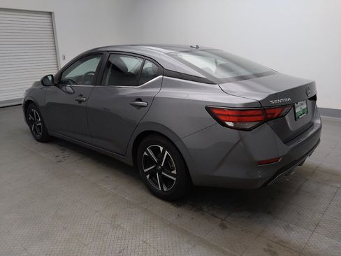Used 2025 Nissan Sentra SV FWD image 3