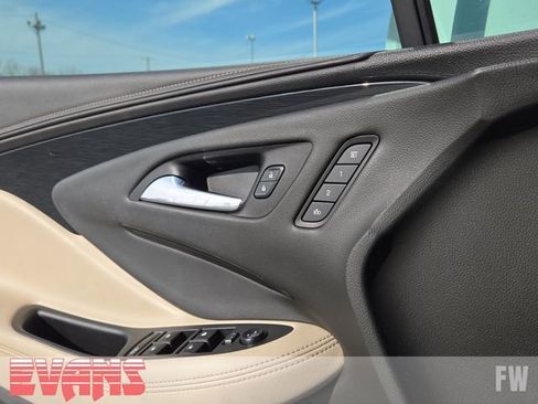 Used 2017 Buick Envision Premium w/ Driver Confidence Package image 15