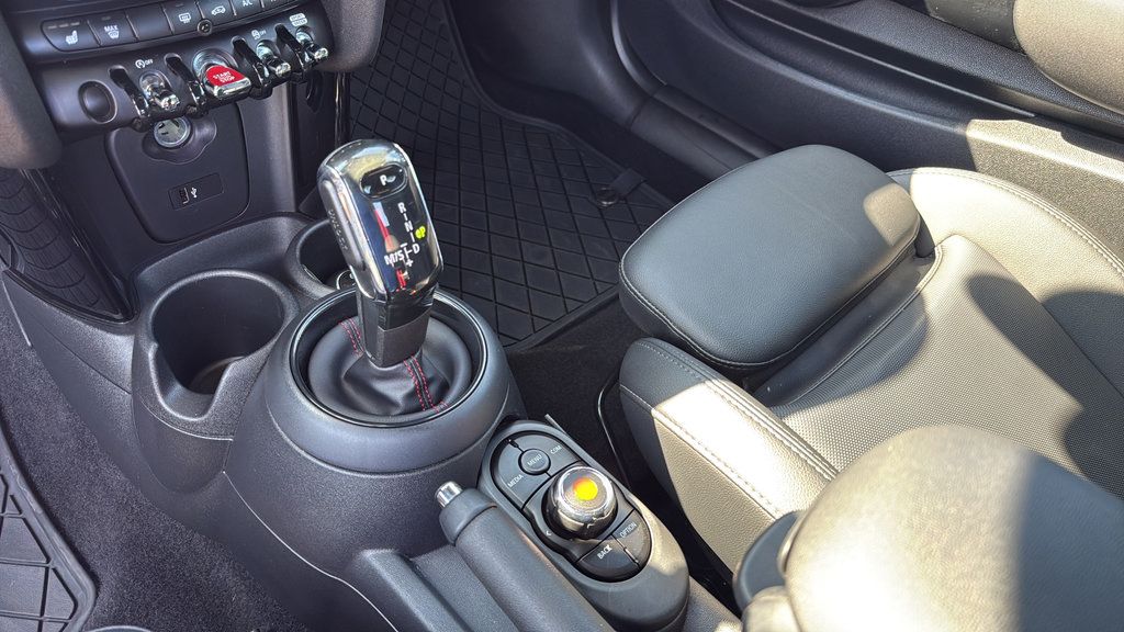 Used 2020 MINI Cooper S w/ Storage Package FWD image 34