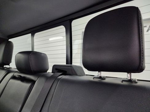 Used 2024 Ford F250 Lariat w/ Chrome Package image 39