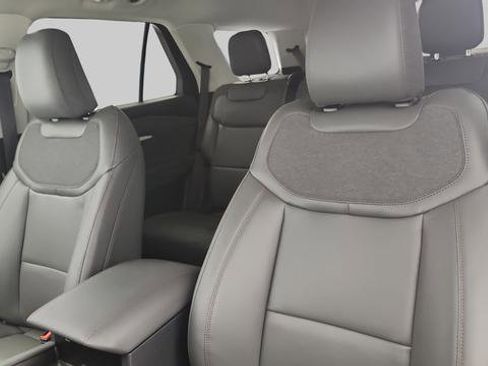 New 2025 Ford Explorer Active w/ Active Comfort Package image 9