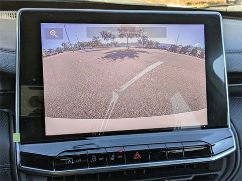 New 2026 Jeep Compass Latitude image 20