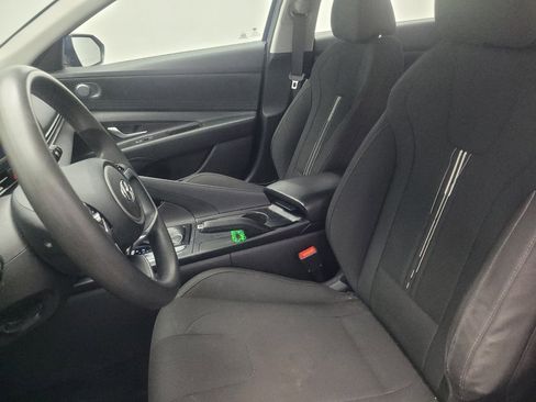 Used 2021 Hyundai Elantra SEL FWD image 17