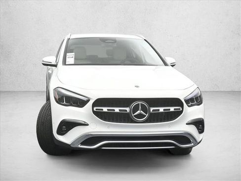 Certified 2026 Mercedes-Benz GLA 250 4MATIC image 3