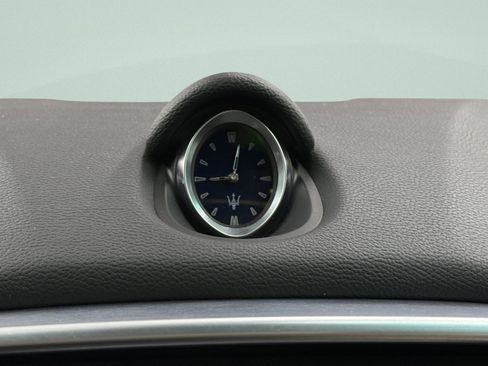 Used 2015 Maserati Ghibli image 8