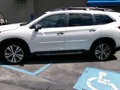Used 2019 Subaru Ascent Touring w/ Popular Package #3 AWD/4WD image 6