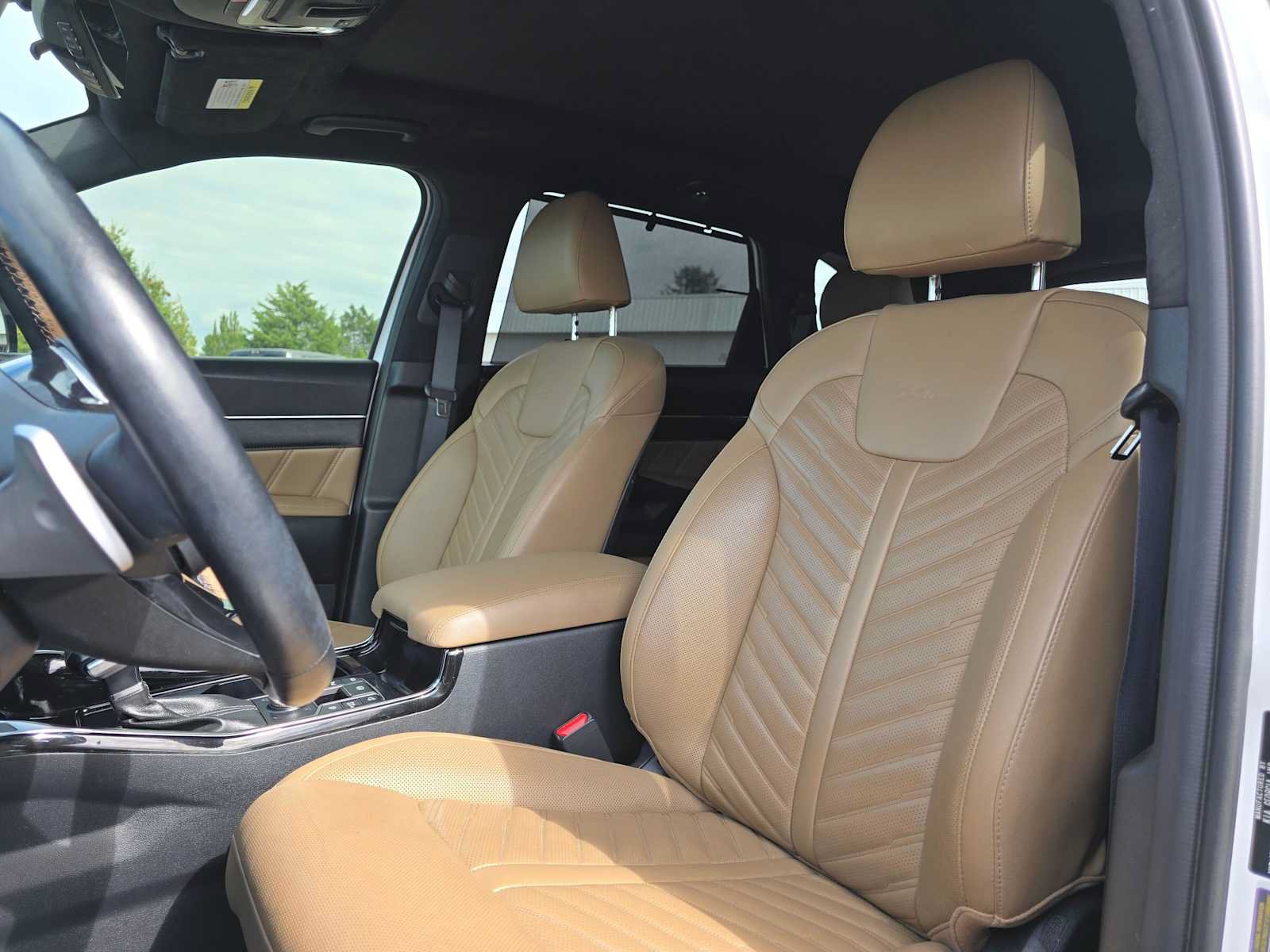 Used 2024 Kia Sorento SX Prestige w/ Olive Brown Leather Package AWD/4WD image 25