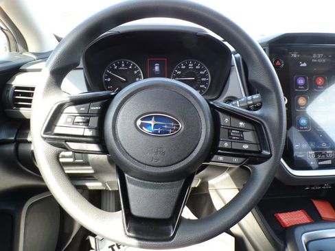 Used 2024 Subaru Crosstrek 2.0i Premium image 12