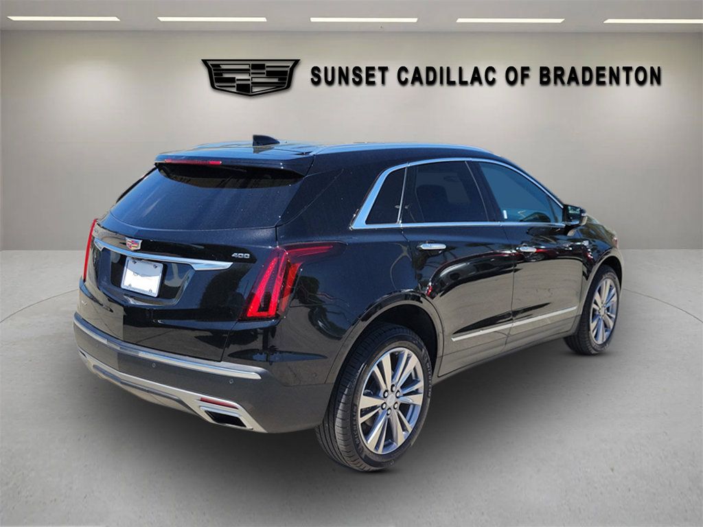 Certified 2025 Cadillac XT5 Premium Luxury w/ Technology Package AWD/4WD image 4