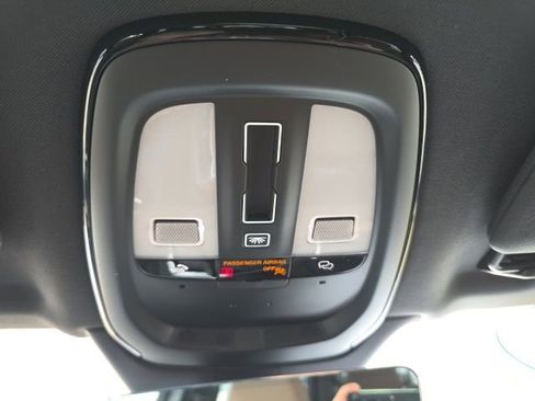 Certified 2024 Volvo XC90 B6 Plus w/ Protection Package Premier image 38