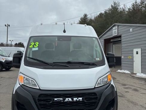 Used 2023 RAM ProMaster 3500 w/ Driver Convenience Group FWD image 2